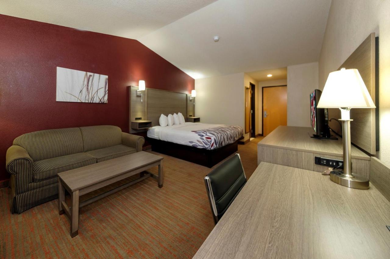Red Roof Inn Йемасси Экстерьер фото